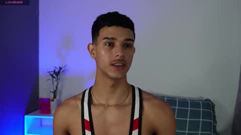 Buster independent model online show from 11.27.25