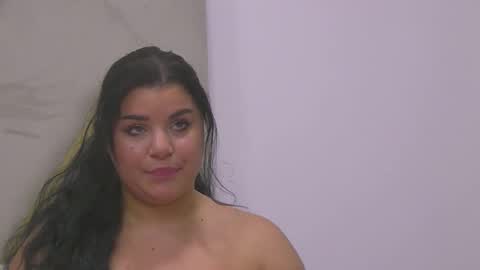 Snapshot of busty_madison chatting on 11.01.25 busty_madison online show from 11.01.25