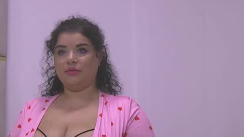 Snapshot of busty_madison chatting on 11.08.25 busty_madison online show from 11.08.25