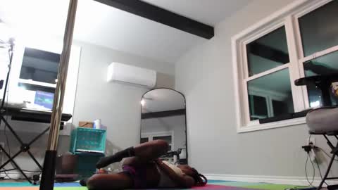 Goddess online show from 11.04.25