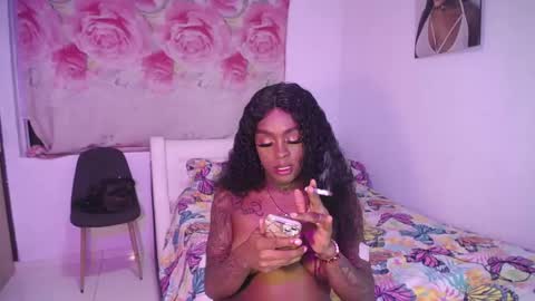 butterfly_rouse online show from 12.04.25