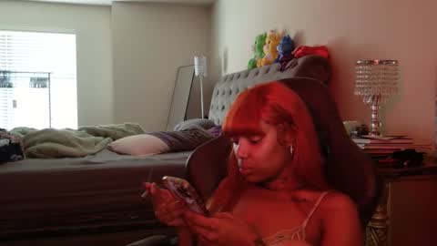 Snapshot of butterflybootyy chatting on 10.15.25 butterfly booty online show from 10.15.25