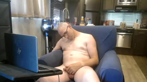 Snapshot of buttnaked4u1 chatting on 07.11.26 buttnaked4u1 online show from 07.11.26