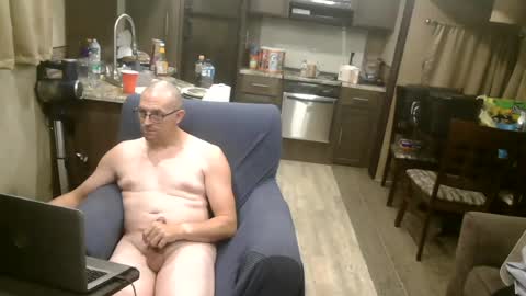 Snapshot of buttnaked4u1 chatting on 07.13.26 buttnaked4u1 online show from 07.13.26