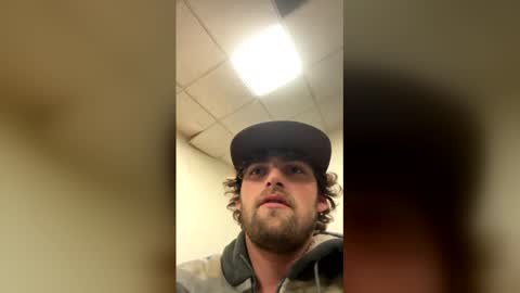 Snapshot of bvvroyce chatting on 02.15.26 dustin online show from 02.15.26