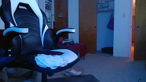 bwall1425 online show from 12.31.24