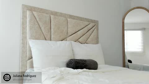 Snapshot of by_juliana chatting on 10.26.25 online show from 10.26.25