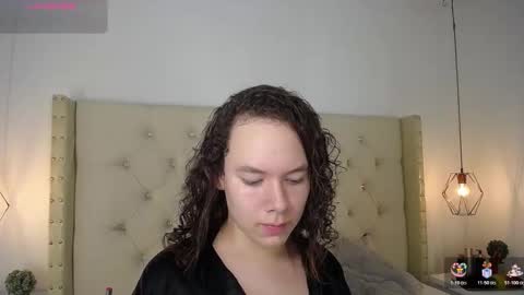 Snapshot of bycandy_ chatting on 10.30.25 bycandy_ online show from 10.30.25