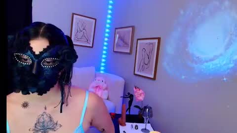 Paris online show from 03.23.26