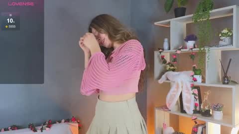 Kira online show from 01.04.25