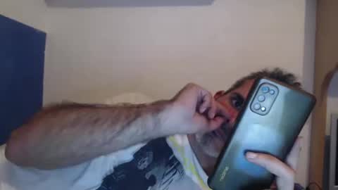 Snapshot of c0llinfarrell chatting on 12.11.24 Collin Farrel online show from 12.11.24