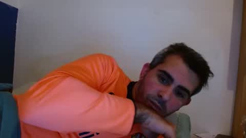 Snapshot of c0llinfarrell chatting on 01.30.25 Collin Farrel online show from 01.30.25