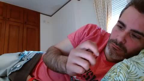 Snapshot of c0llinfarrell chatting on 02.06.25 Collin Farrel online show from 02.06.25