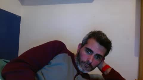 Snapshot of c0llinfarrell chatting on 02.06.25 Collin Farrel online show from 02.06.25
