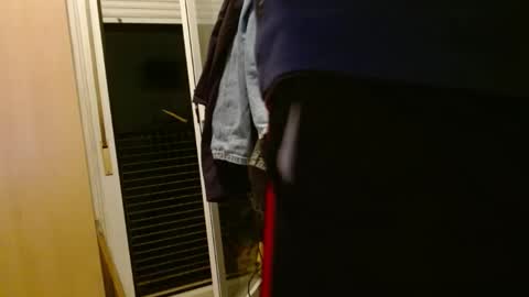 Snapshot of c0llinfarrell chatting on 02.12.25 Collin Farrel online show from 02.12.25