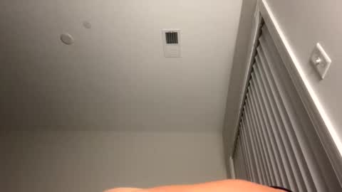 Snapshot of c172482 chatting on 10.21.25 c172482 online show from 10.21.25