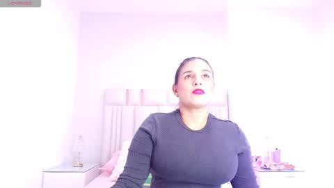 Carolina online show from 11.05.25