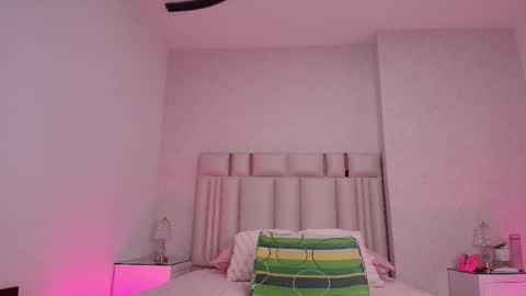 Carolina online show from 11.07.25