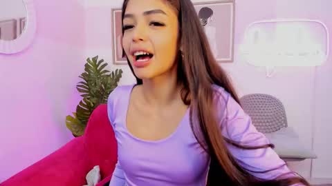 Snapshot of caaty7 chatting on 11.17.25 Caaty online show from 11.17.25