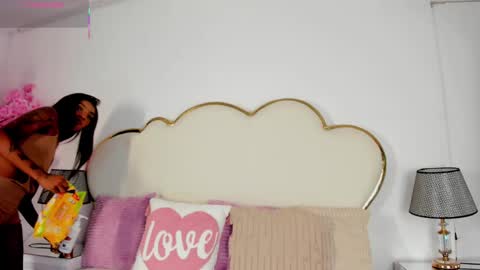 Cahitlin  online show from 10.28.25