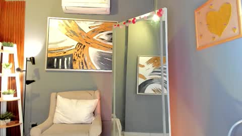 I am Katherine  online show from 03.05.26