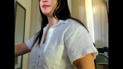 Snapshot of caitlingomez0 chatting on 05.18.26 caitlingomez0 online show from 05.18.26