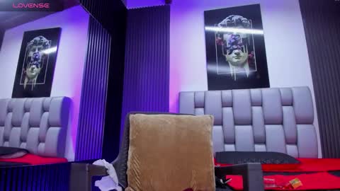 caitlyn_joness_ online show from 02.09.26