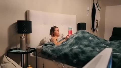 Snapshot of cajo40 chatting on 10.27.25 cajo40 online show from 10.27.25