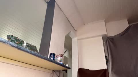 Snapshot of caliiie_of chatting on 12.16.24 Caliiie of online show from 12.16.24