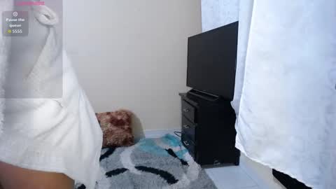 Snapshot of caliope_goddess1 chatting on 10.17.25 caliope_goddess1 online show from 10.17.25