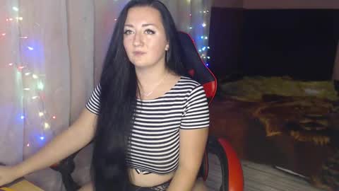 Snapshot of call_me_shaya chatting on 11.10.25 Shaya online show from 11.10.25