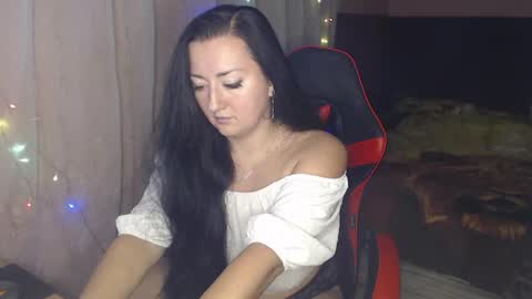 Snapshot of call_me_shaya chatting on 11.11.25 Shaya online show from 11.11.25