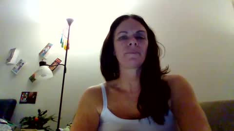 Snapshot of calli_girl420 chatting on 12.28.24 Calli online show from 12.28.24