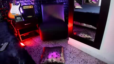 calliope_dark online show from 01.06.25