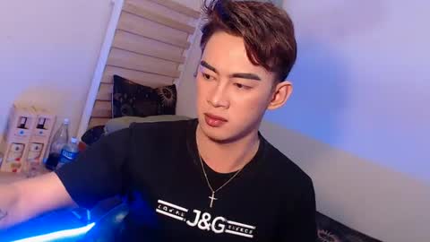 Arthr   online show from 12.04.24