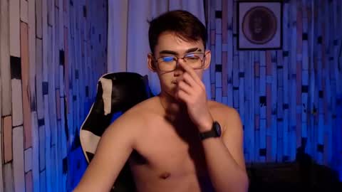 Arthr   online show from 01.21.25