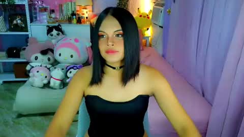 Mia online show from 06.23.26