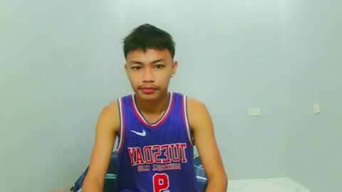 Snapshot of callmebabyceejay_ chatting on 04.04.26 Ceejay online show from 04.04.26