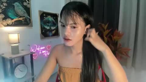 Snapshot of callmeprettylj chatting on 10.29.25 lovely jane LJ online show from 10.29.25