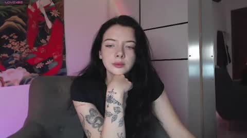 Snapshot of calmlilly chatting on 06.30.26 Lilly online show from 06.30.26