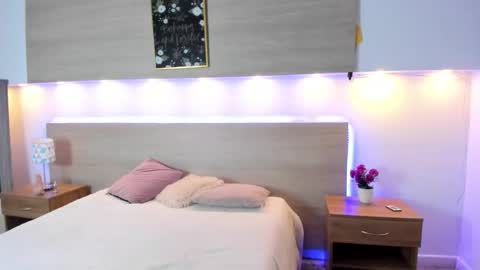 calopezreal  online show from 02.26.26