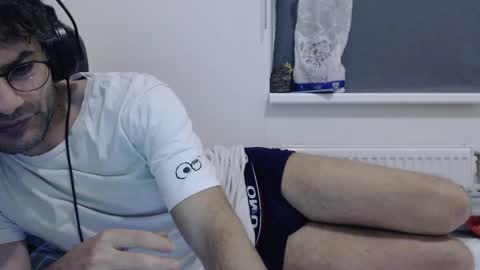 Snapshot of calvinjohnlad chatting on 12.25.24 Calvinjohnlad online show from 12.25.24