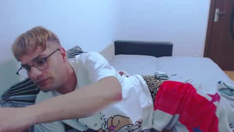 Snapshot of calvinjohnlad chatting on 01.10.25 Calvinjohnlad online show from 01.10.25