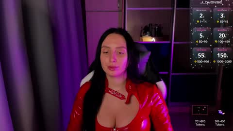 Snapshot of calypsownsu chatting on 02.05.25 Christy online show from 02.05.25