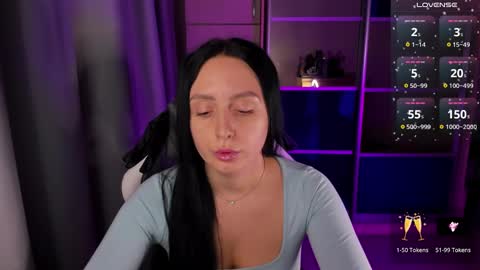 Snapshot of calypsownsu chatting on 02.08.25 Christy online show from 02.08.25