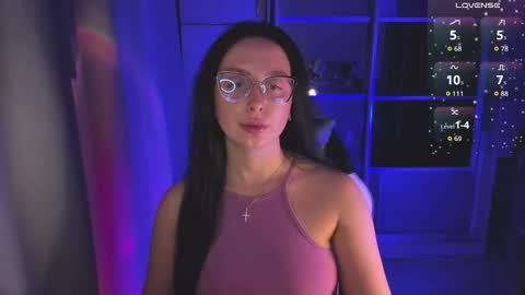 Snapshot of calypsownsu chatting on 10.08.25 Christy online show from 10.08.25