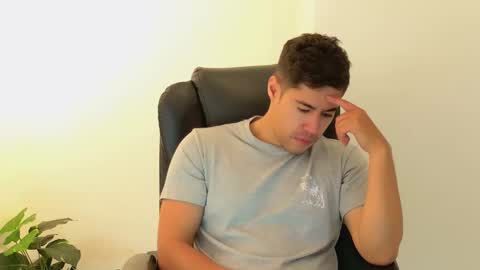 camara110 online show from 10.18.25