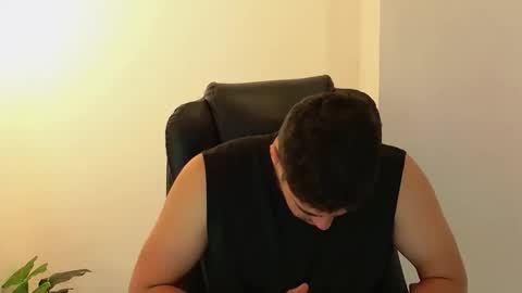 camara110 online show from 10.21.25