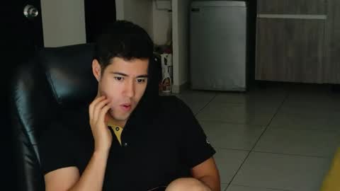 Snapshot of camara110 chatting on 07.27.26 camara110 online show from 07.27.26