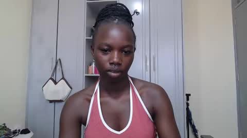 Snapshot of camclit chatting on 12.08.24 Princess online show from 12.08.24